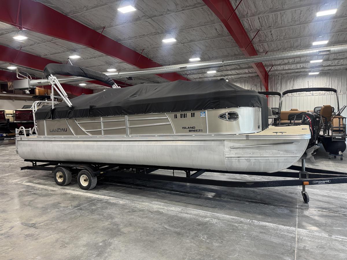 Used 2018 Landau 250 Island Breeze