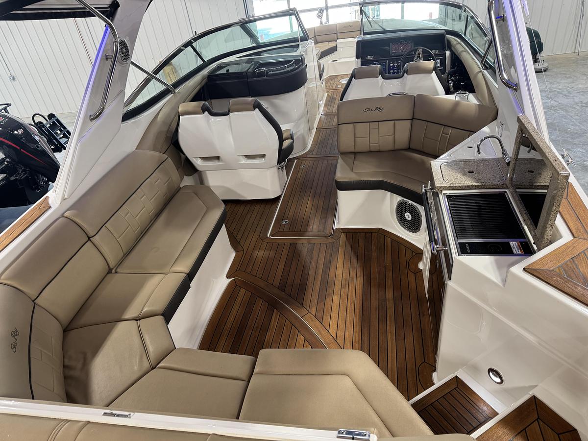 Used 2016 Sea Ray 350 SLX