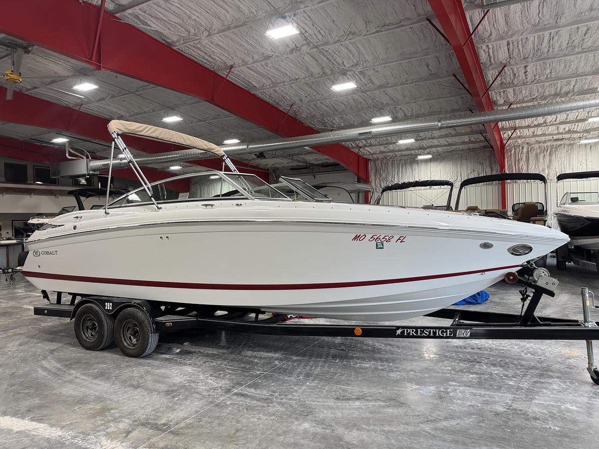 Used 2007 Cobalt 252 BR