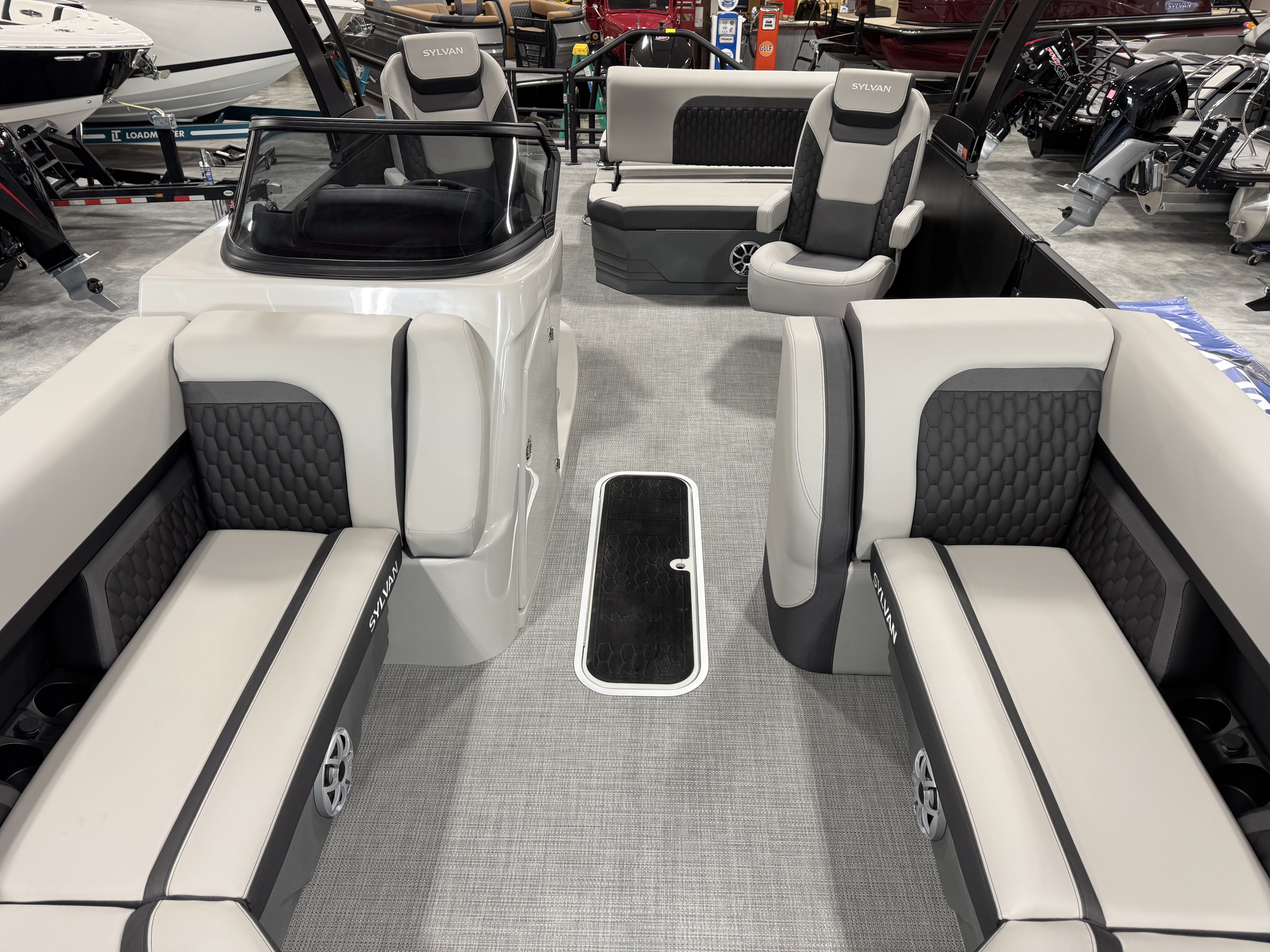 2026 Sylvan L-5 Platinum