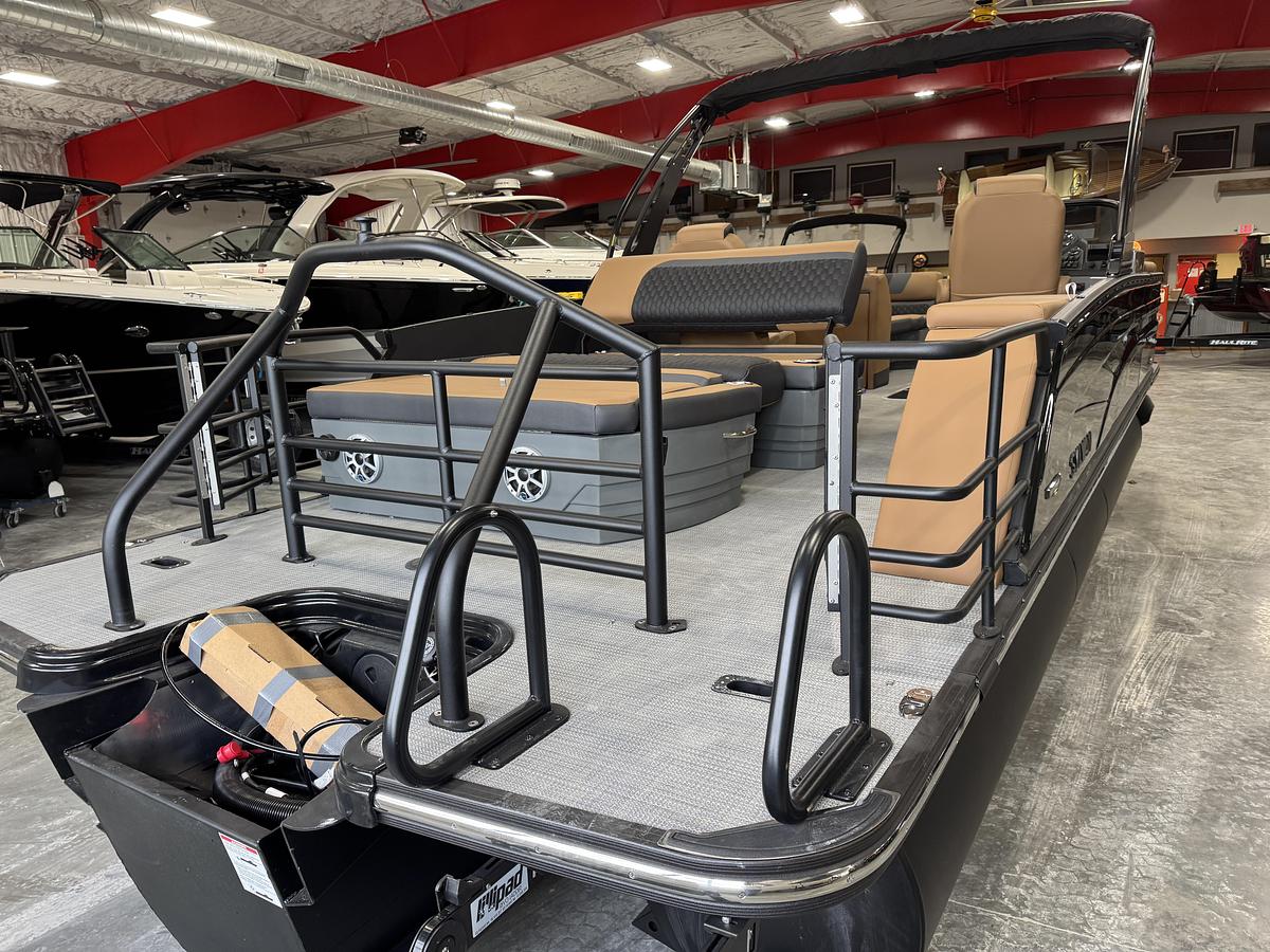 2026 Sylvan L-5 Platinum