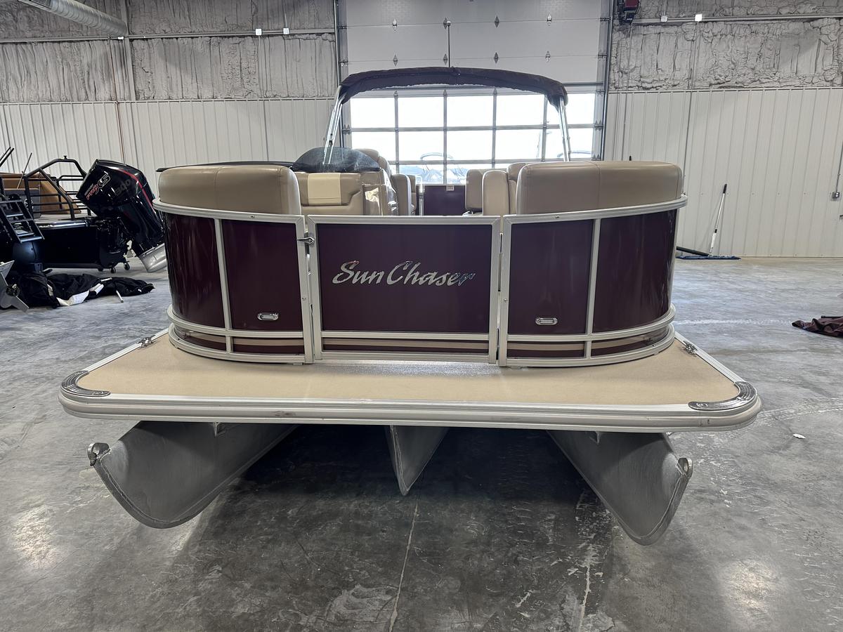 Used 2022 Sunchaser 24 Geneva