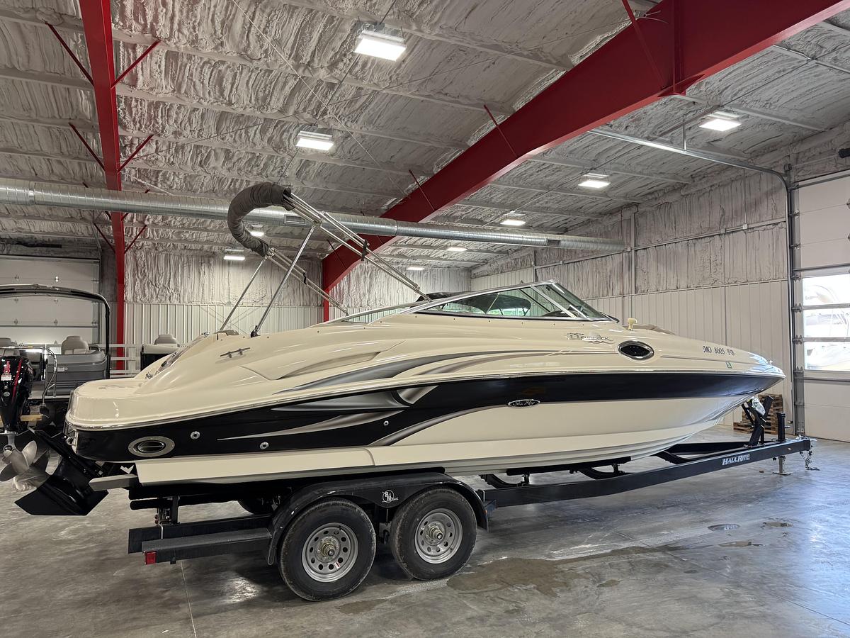 Used 2004 Sea Ray 270 Sundeck