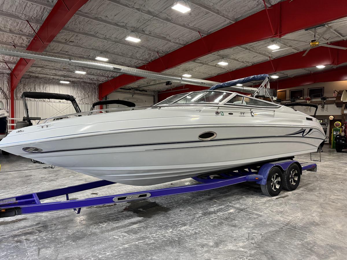 Used 1998 Mariah 272 BR