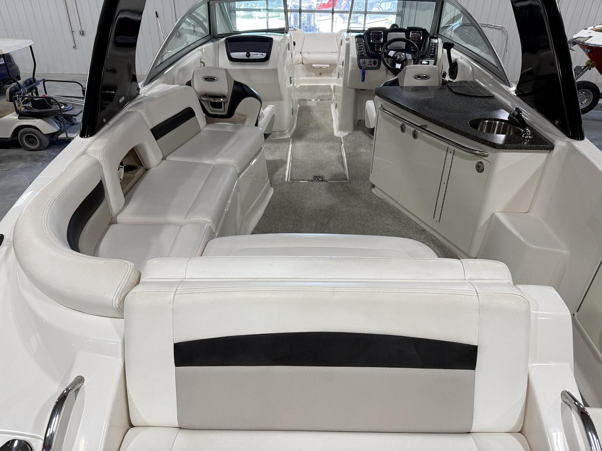Used 2009 Chaparral 284 Sunesta