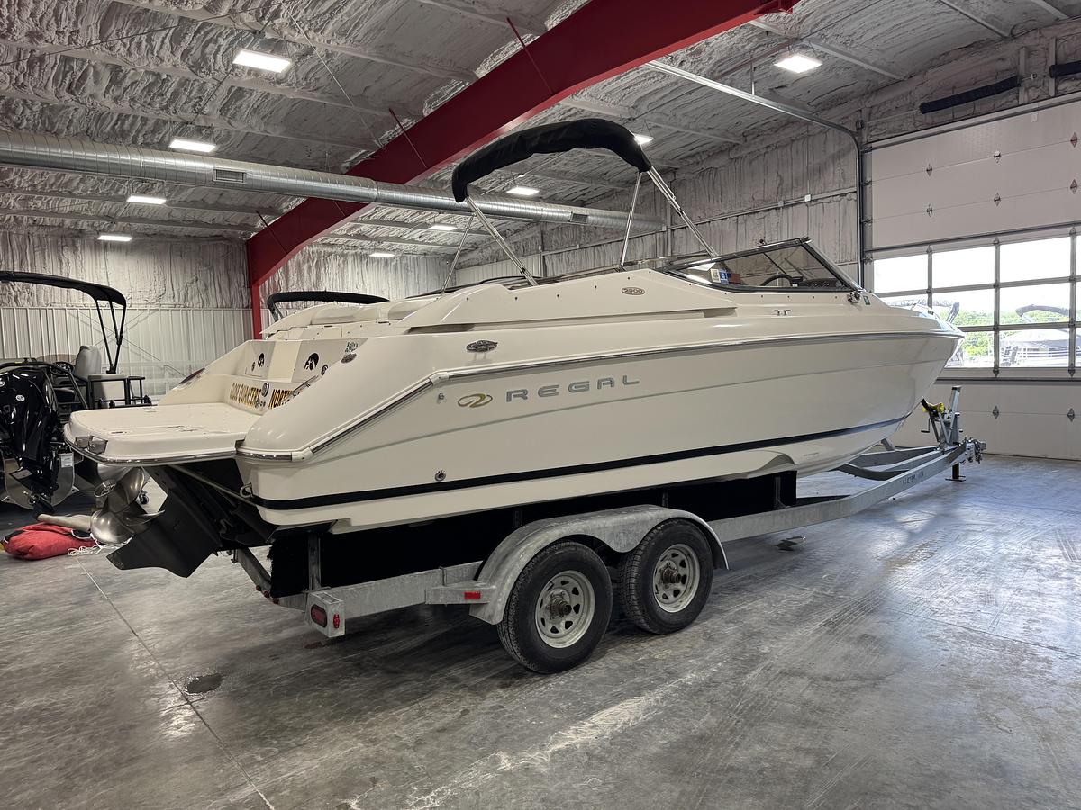 Used 2003 Regal 2900 LSR