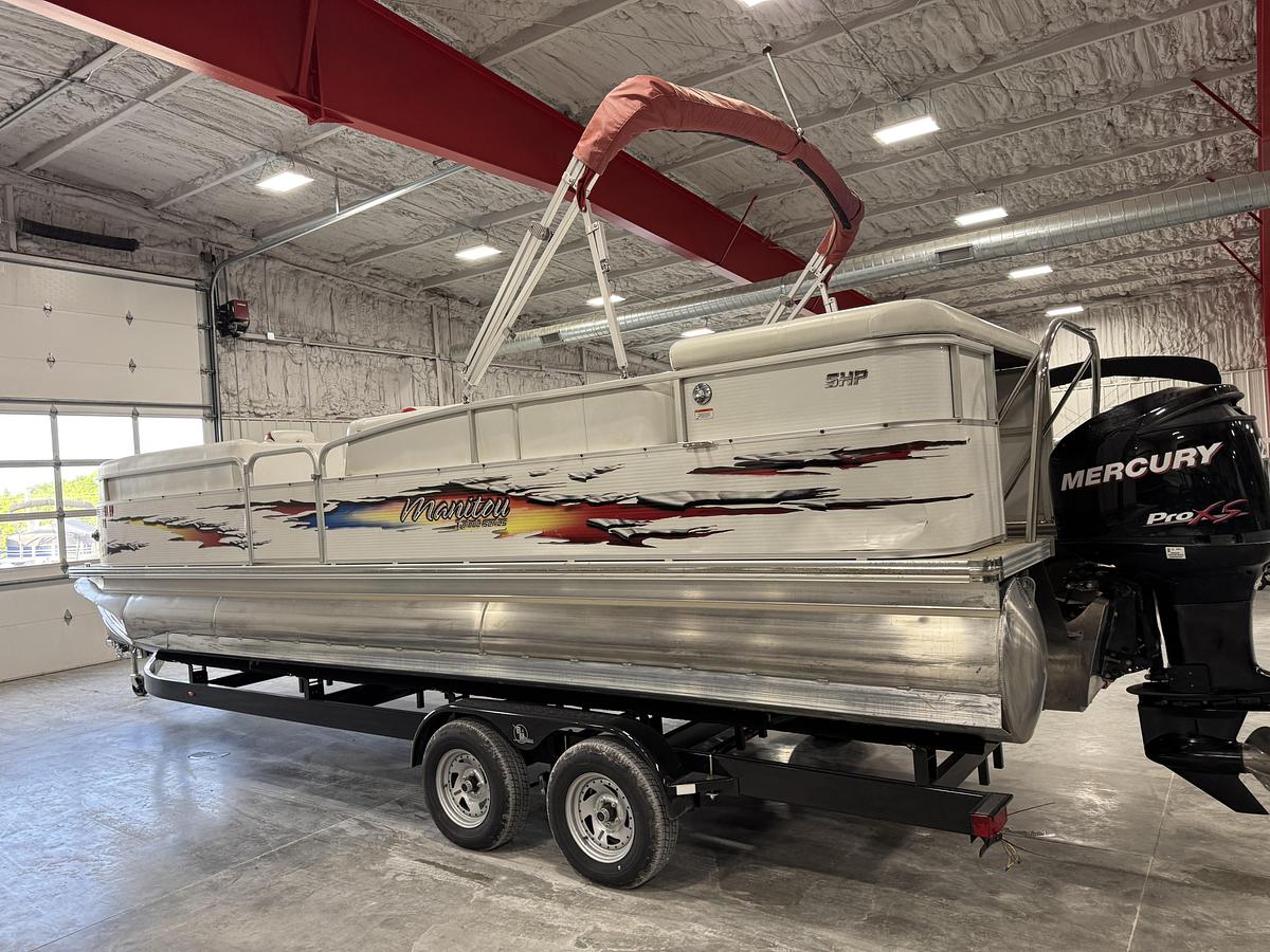 Used 2010 Monterey 25 X-Plode