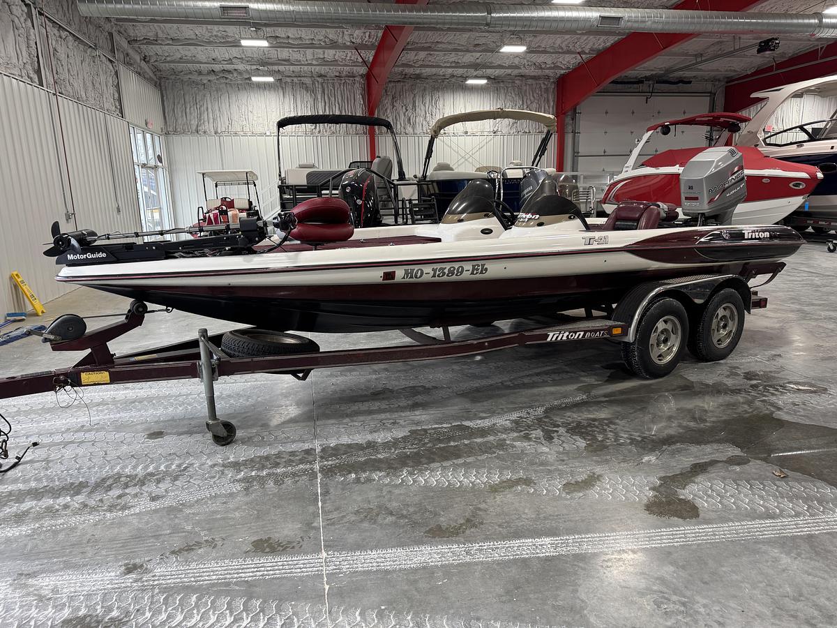 Used 1998 Triton TR-21