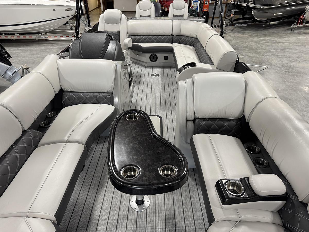 Used 2020 G3 326 SE Diamond Edition