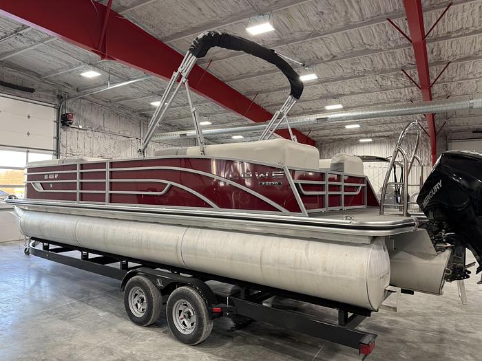 Used 2022 Lowe 270 SS