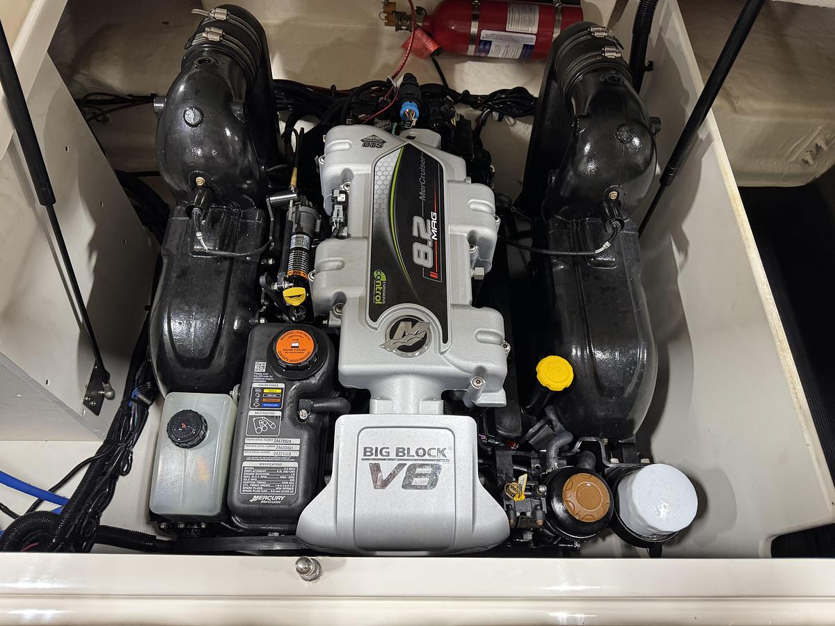 Used 2021 Sea Ray 290 SDX