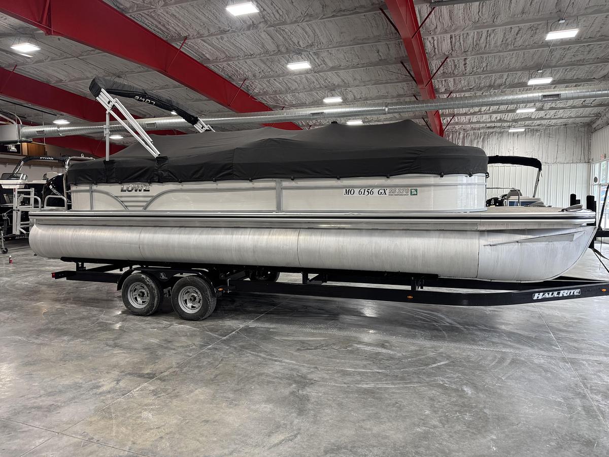 Used 2021 Lowe 270 SS