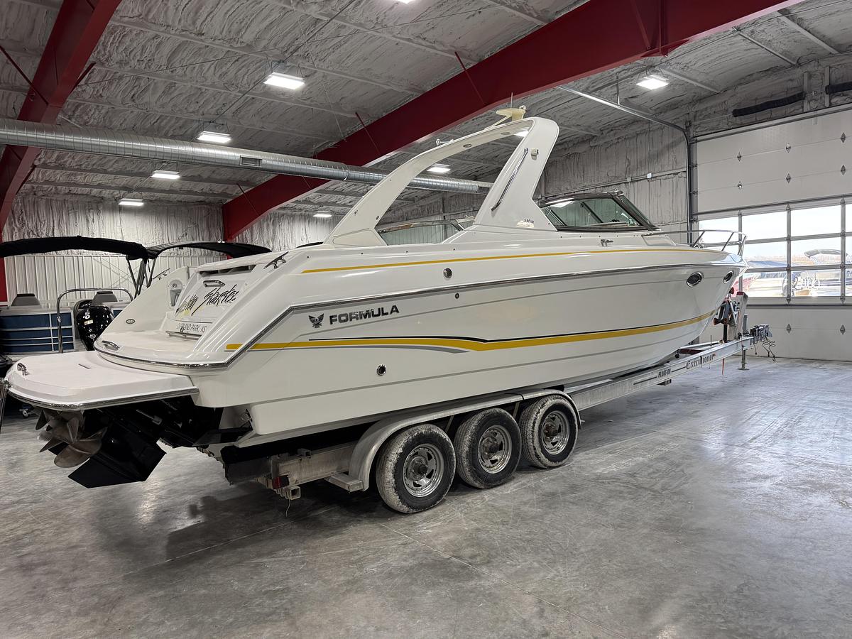 Used 2005 Formula 330 SS Sun Sport