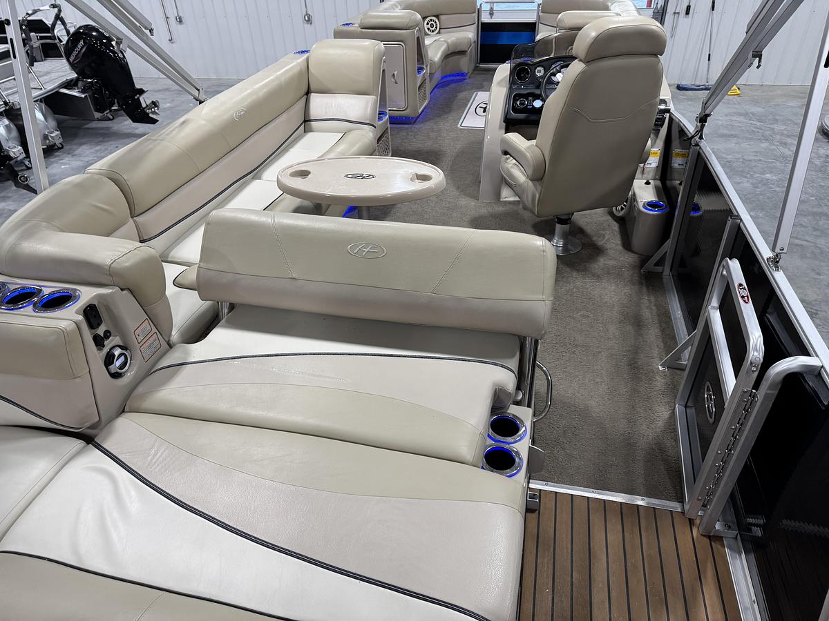 Used 2012 Harris 250 Grand Mariner