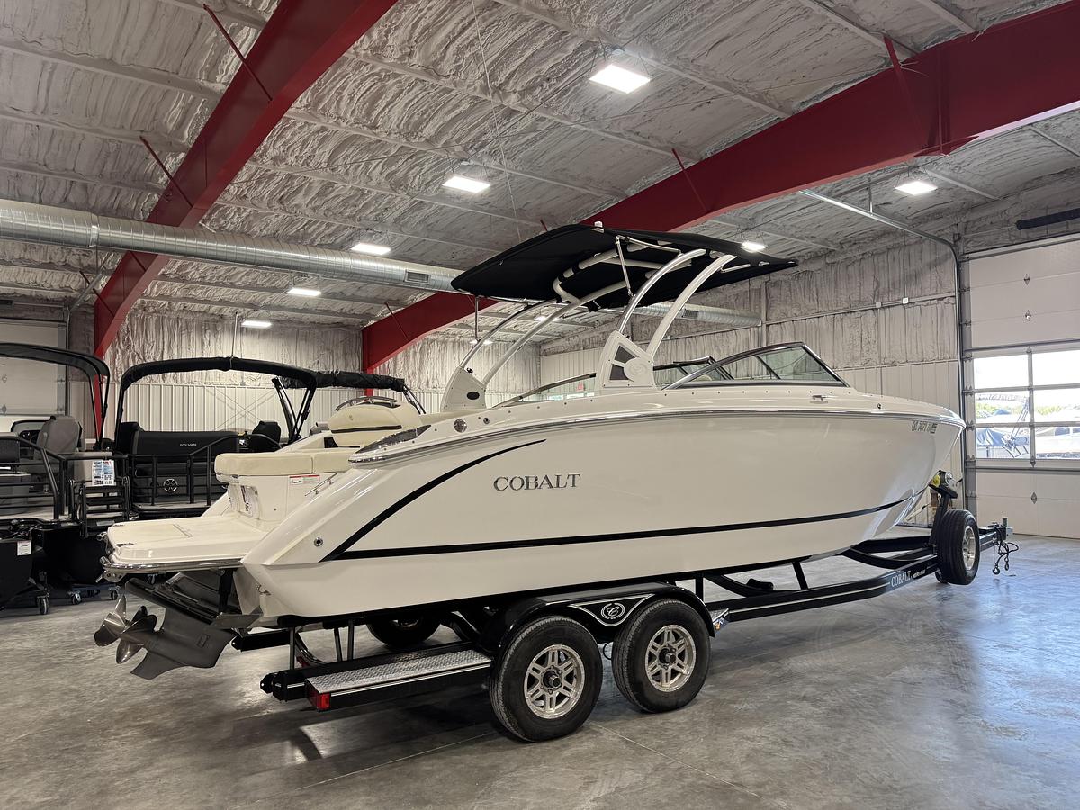 Used 2018 Cobalt R7