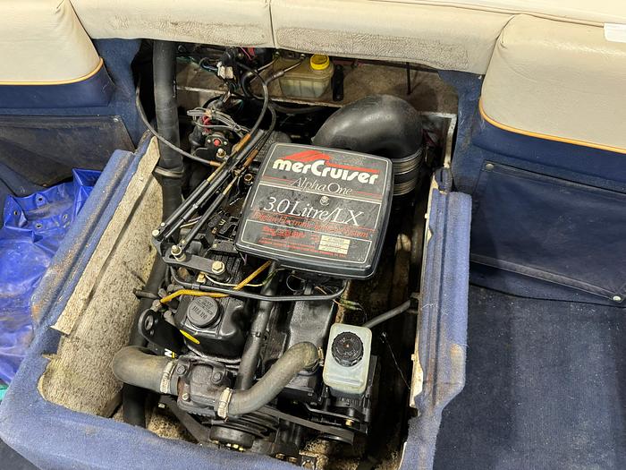 Used 1996 Bayliner 1950 Capri