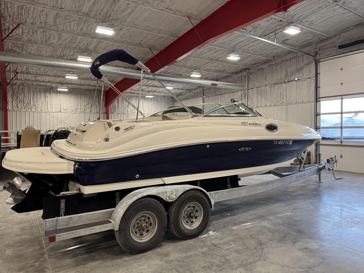 Used 2005 Sea Ray 240 Sundeck