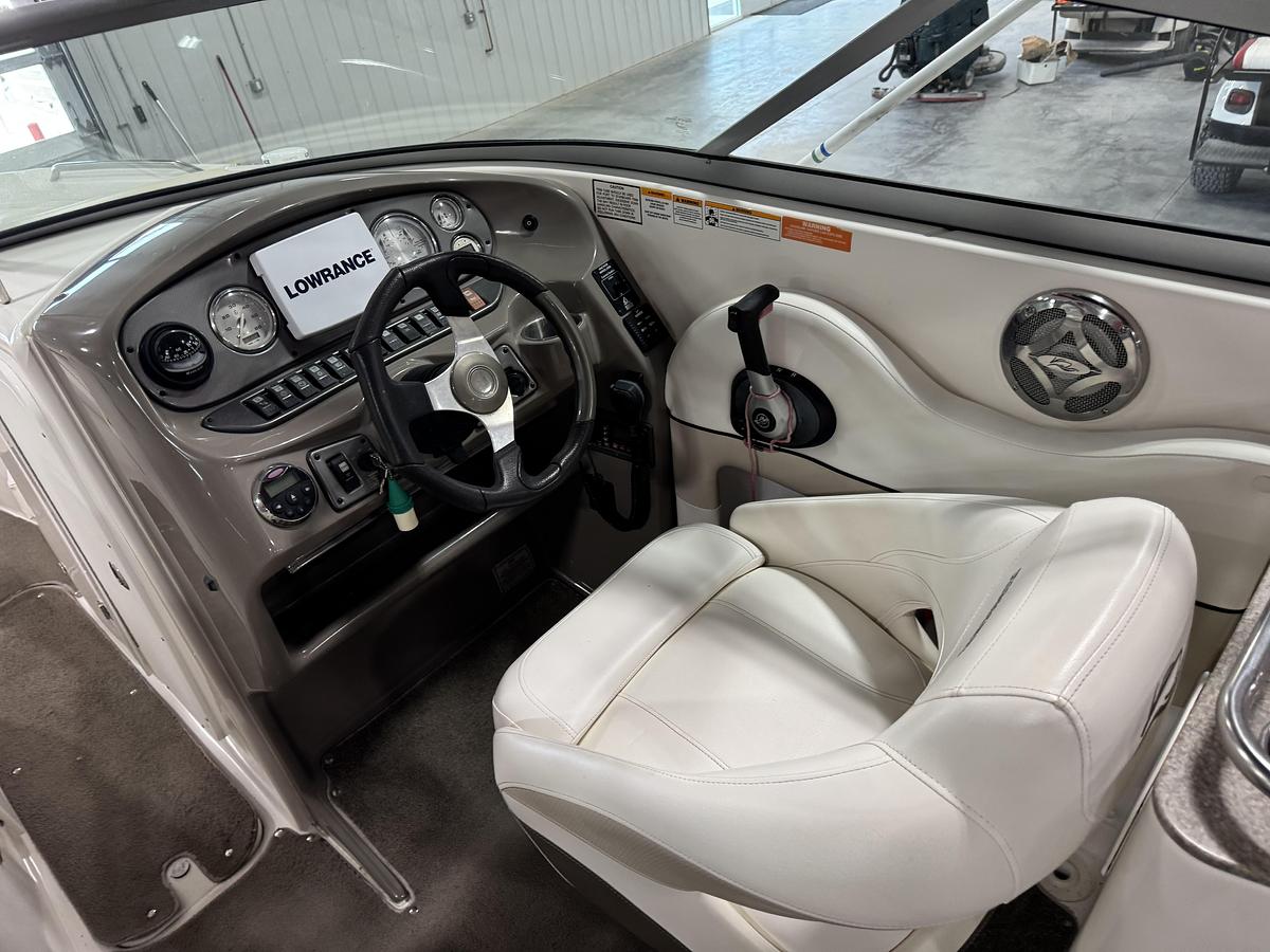 Used 2008 Rinker 296 BR