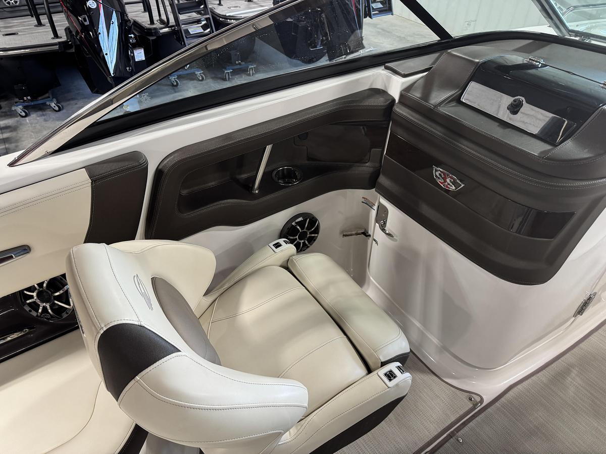 Used 2019 Chaparral 257 SSX