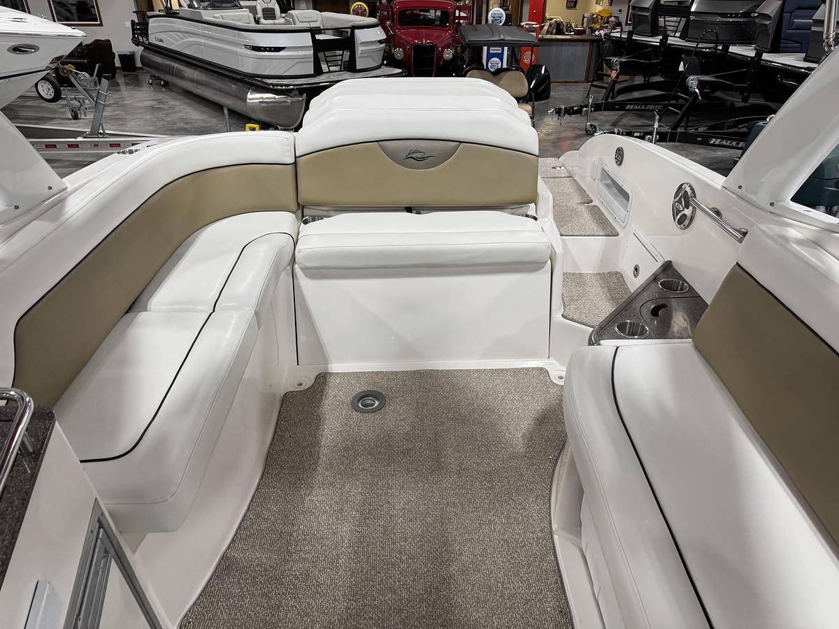 Used 2012 Rinker 296 BR