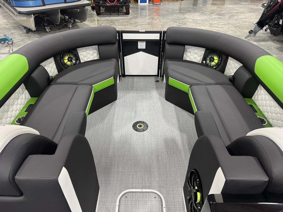 2027 SouthBay 525 RS Twin