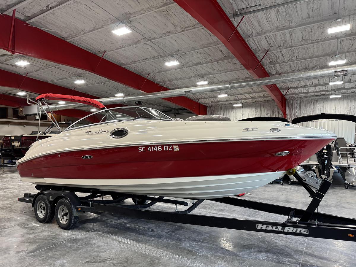 Used 2008 Sea Ray 240 Sundeck