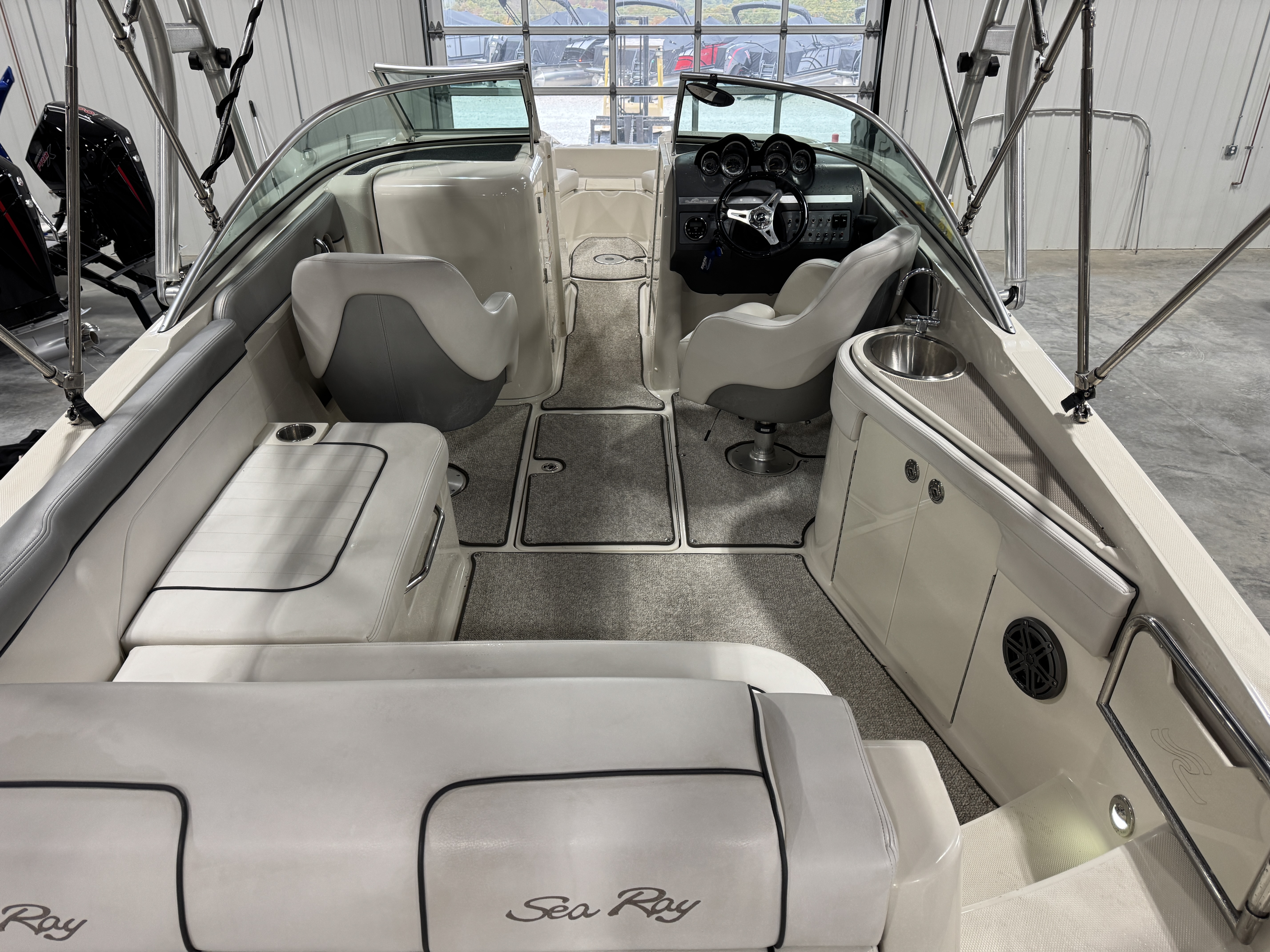 Used 2010 Sea Ray 260 Sundeck