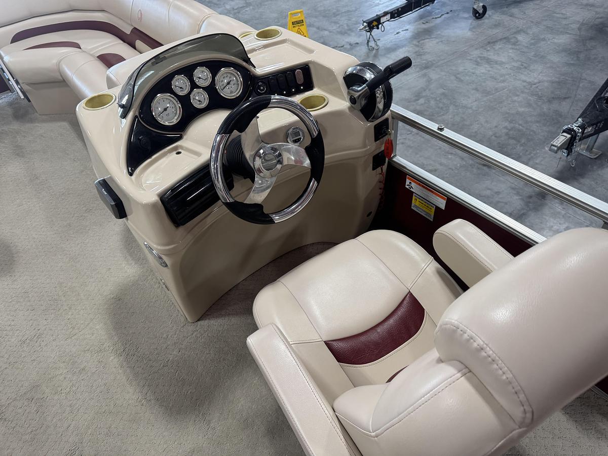 Used Lowe 230 SS