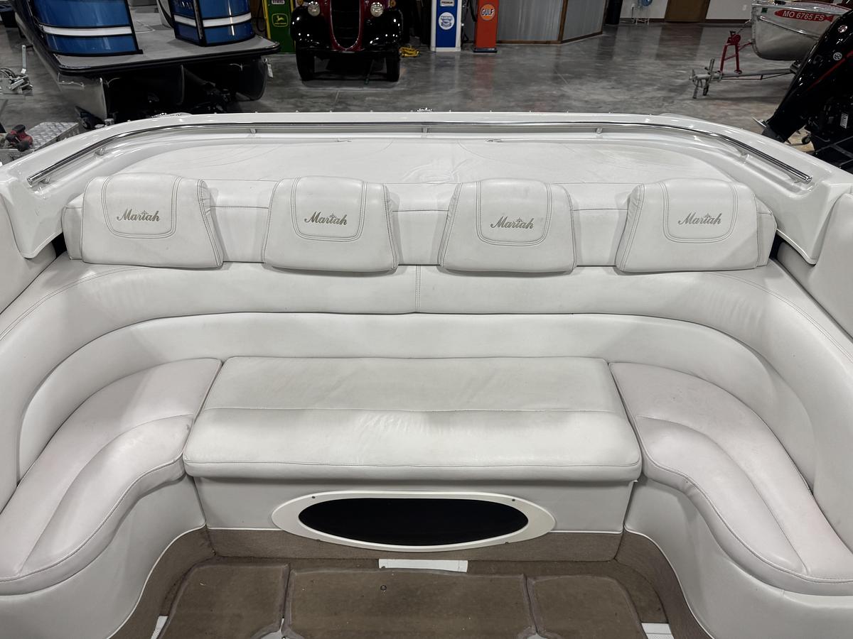 Used 2000 Mariah 302