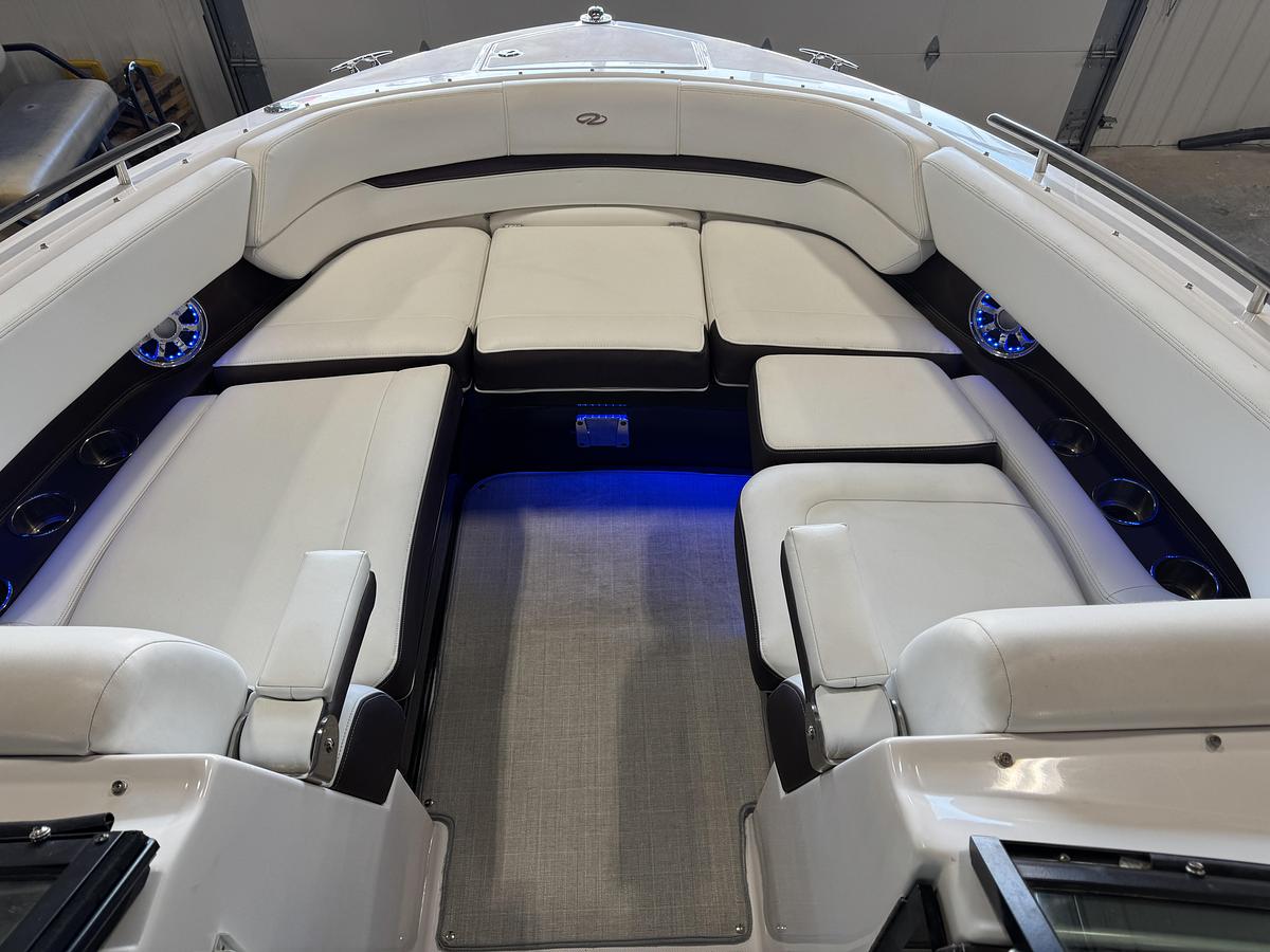 Used 2015 Regal 2800