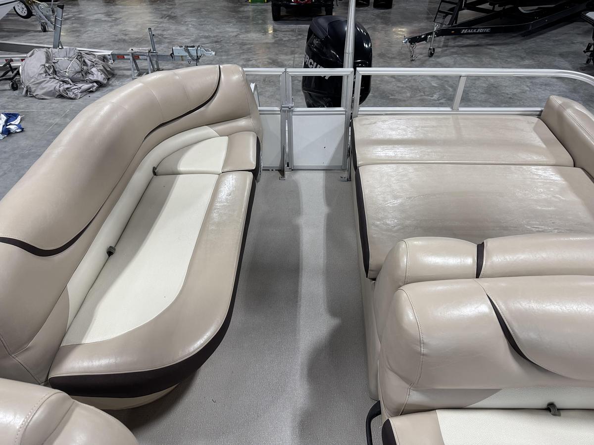 Used 2016 Sun-Tracker 24 Party-Barge DLX XP-3