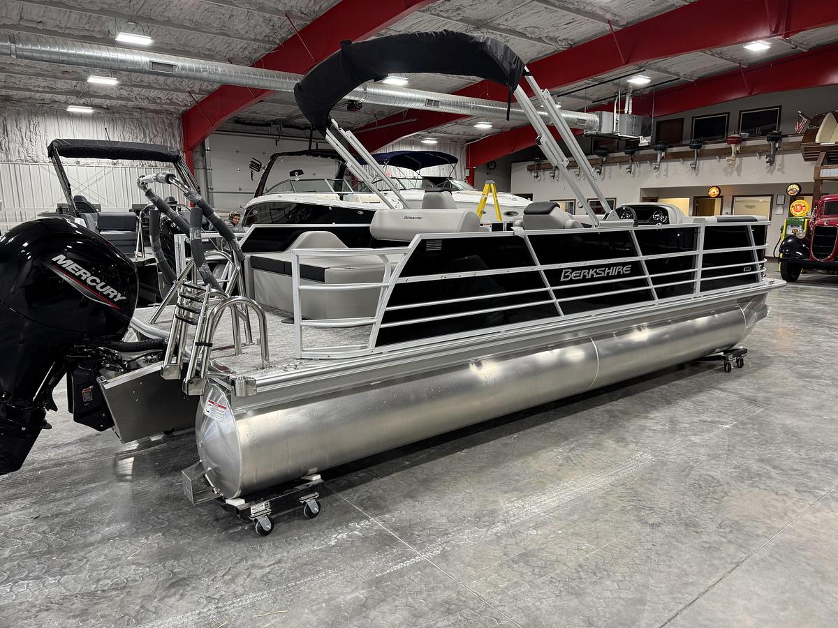 2026 Berkshire 24 UL LE