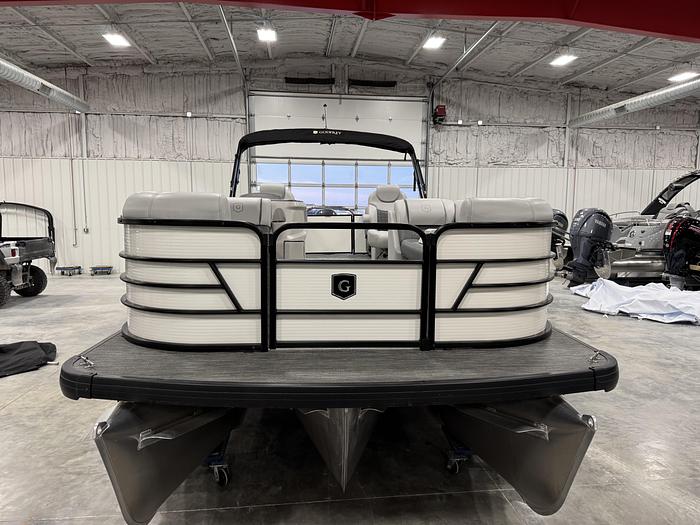 Used 2023 Sweetwater 2286