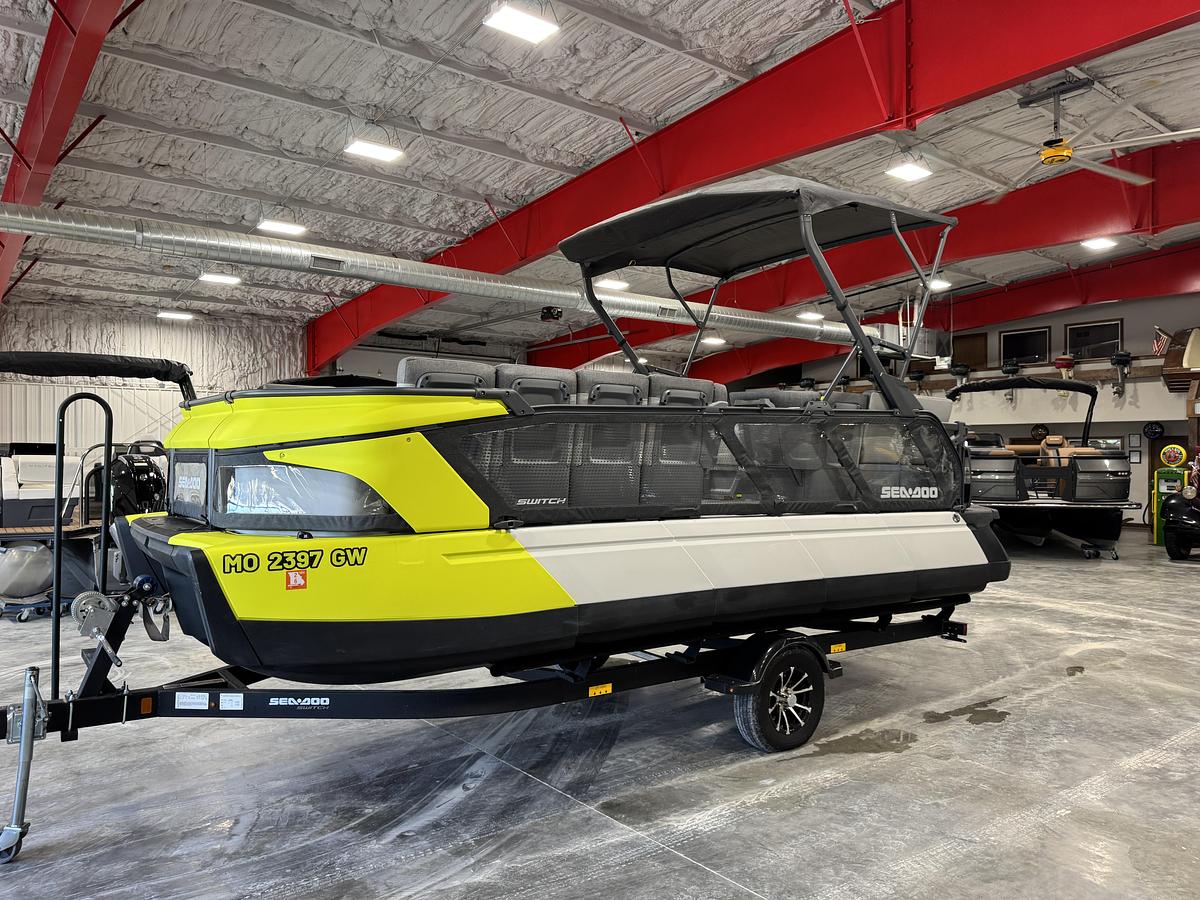 Used 2023 Sea Doo 21 Switch