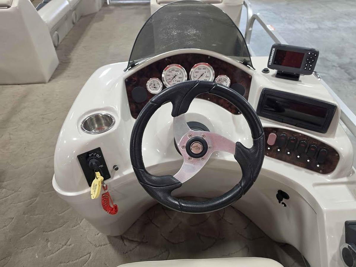 Used 2011 Misty Harbor 2585 Tritoon