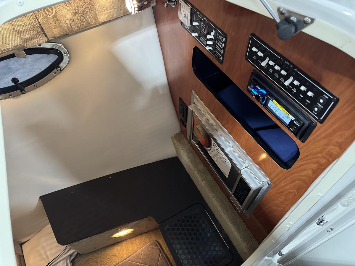 Used 2012 Crownline 325 SS