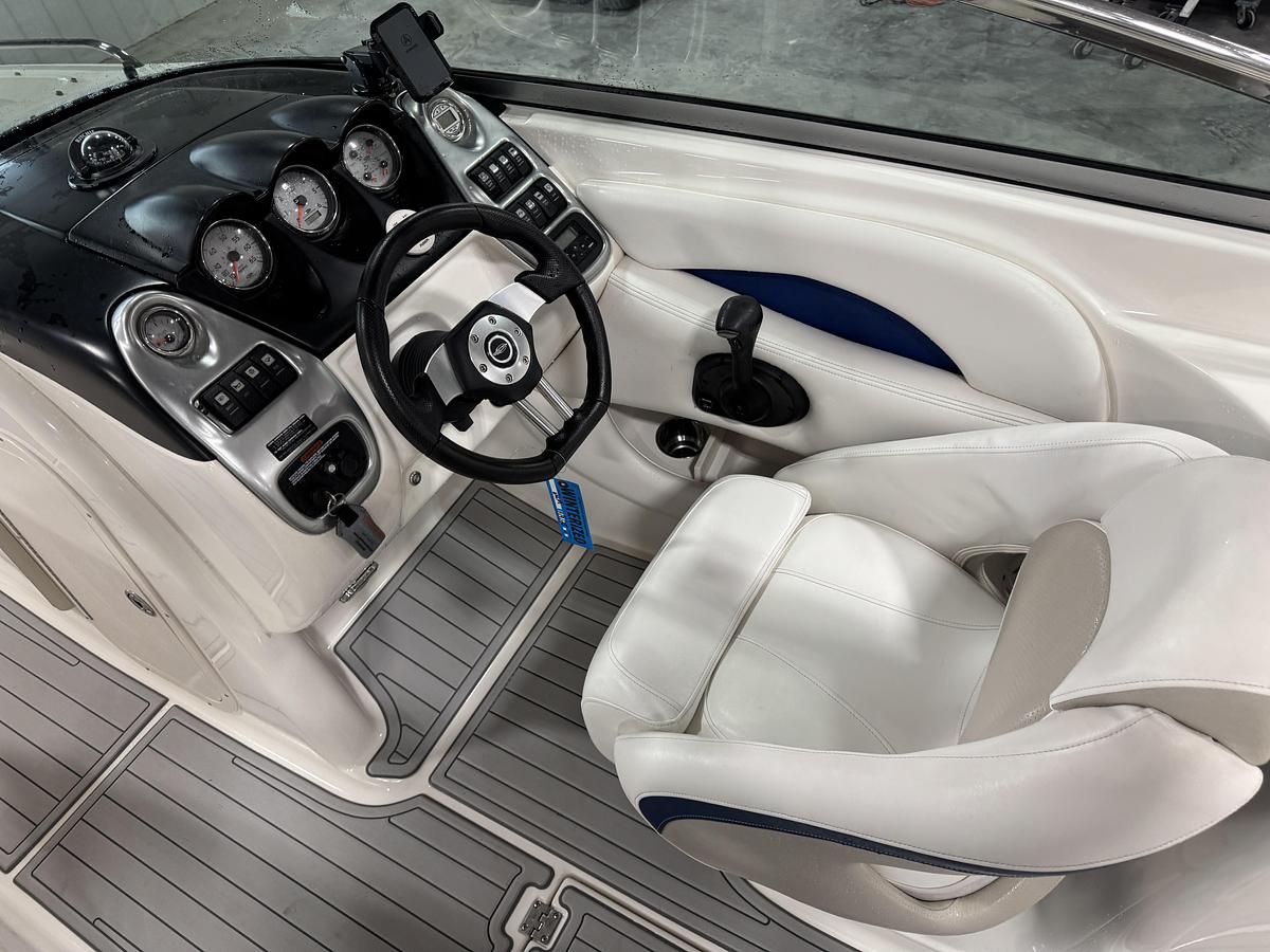 Used 2007 Chaparral 256 SSI