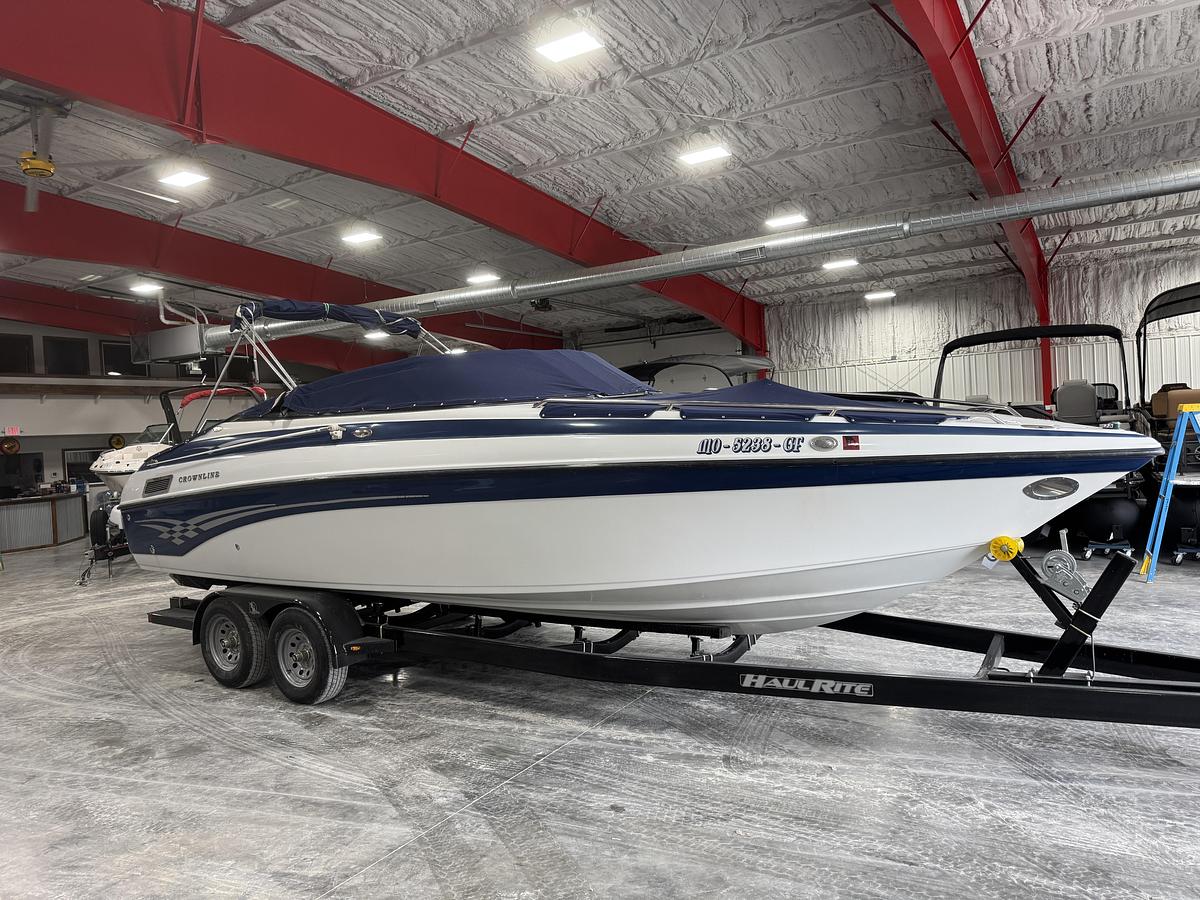 Used 2003 Crownline 270 BR