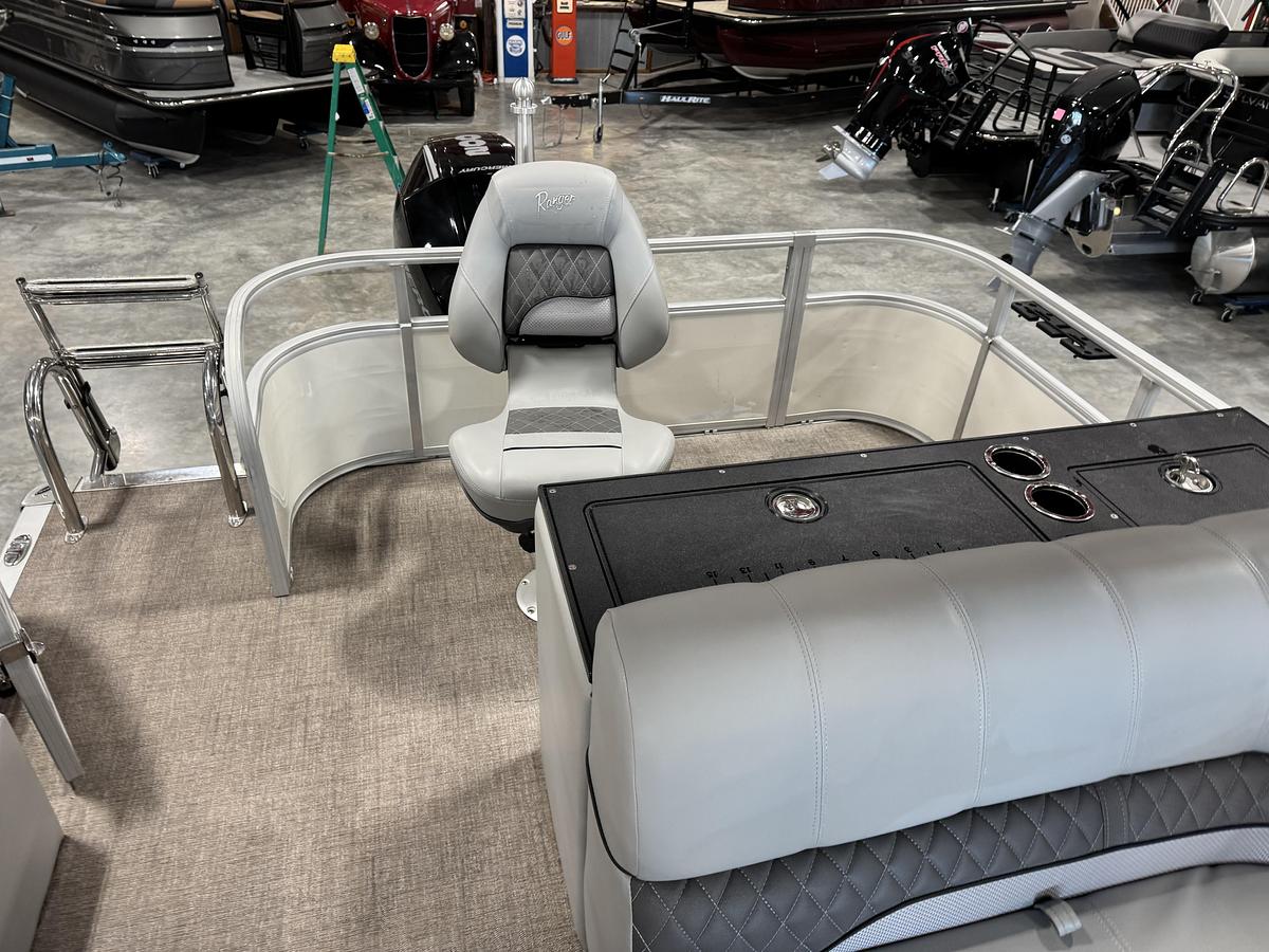 Used 2022 Ranger 223 FC