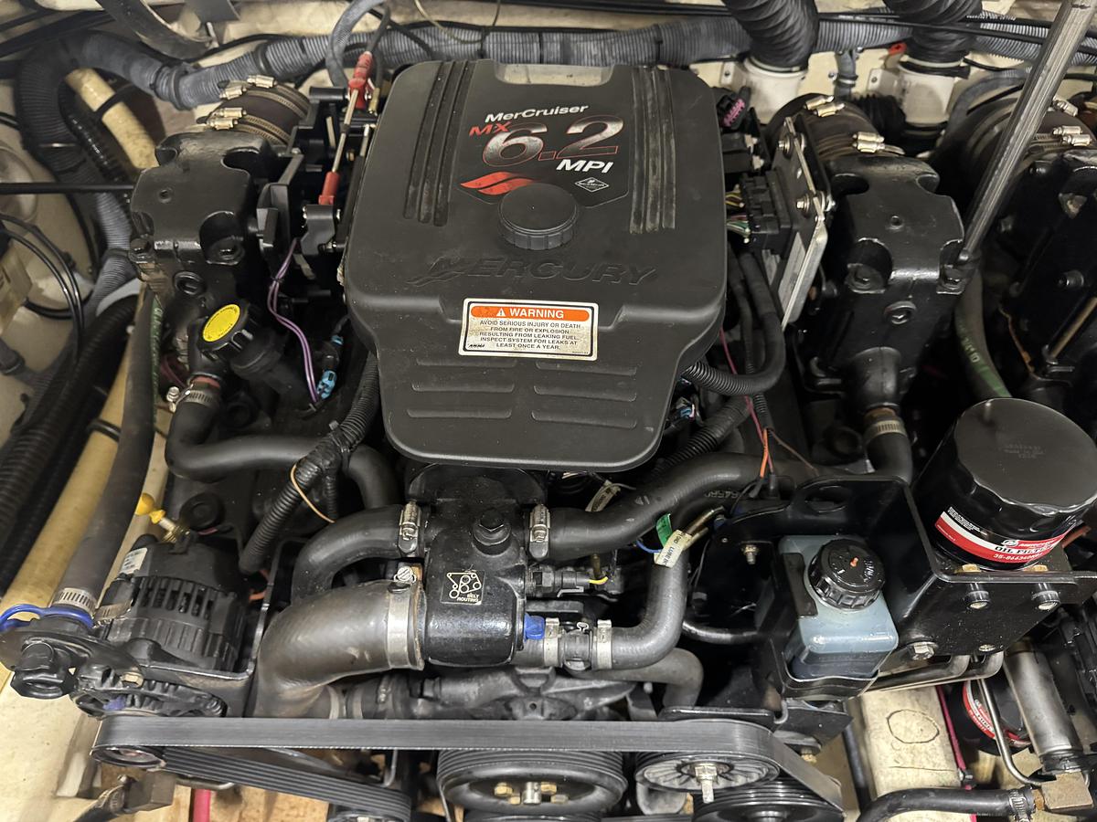 Used 2005 Formula 280 BR