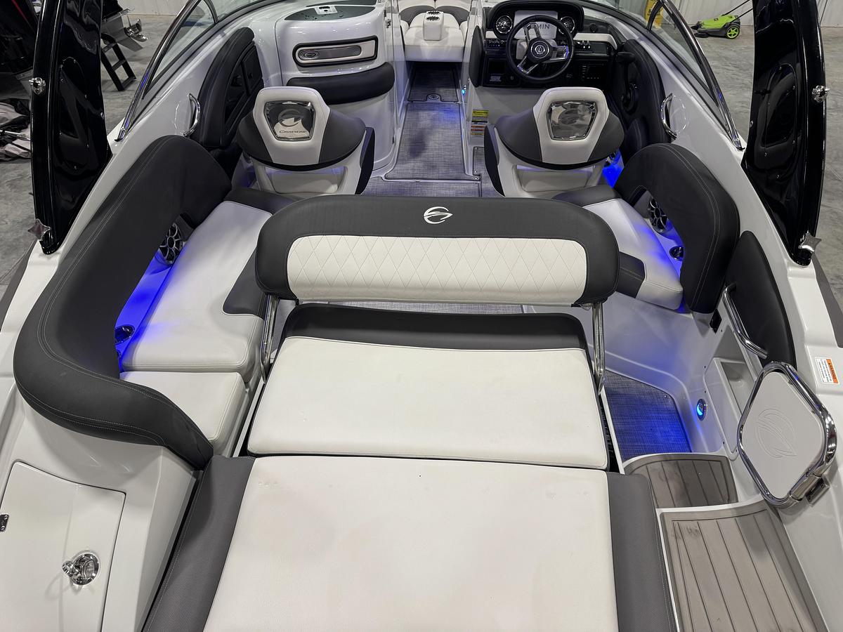 Used 2020 Crownline 255 SS
