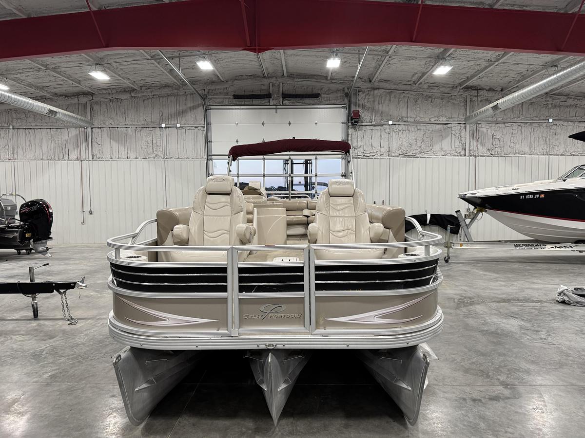 Used 2008 Crest 2570 XRS III