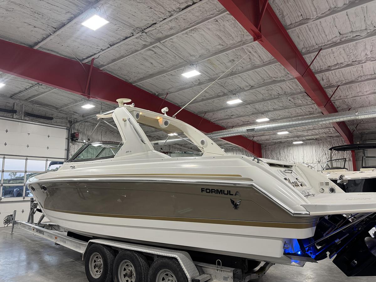 Used 2004 Formula 330 SS Sun Sport