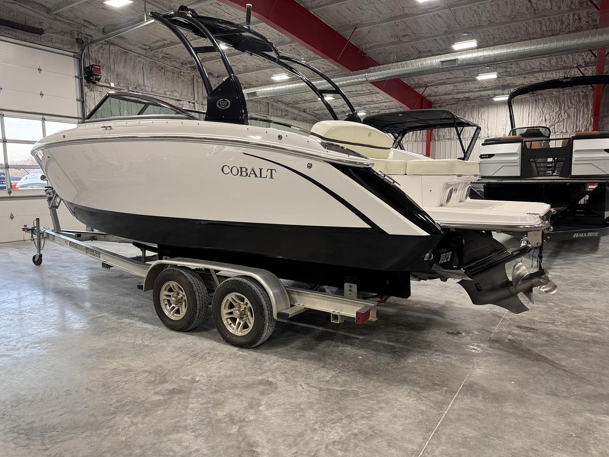 Used 2015 Cobalt R-5