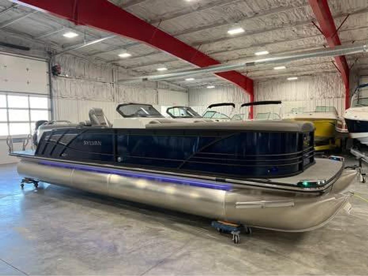 Used 2024 Sylvan S-5