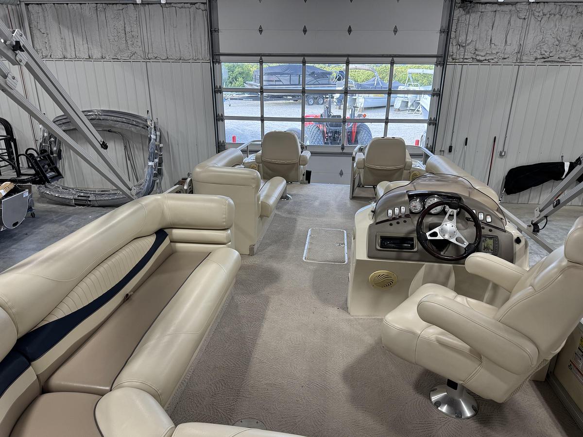 Used 2007 Bennington 2257 RFS