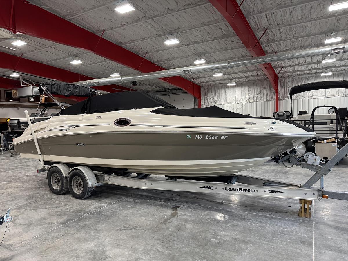 Used 2006 Sea Ray 270 Sundeck