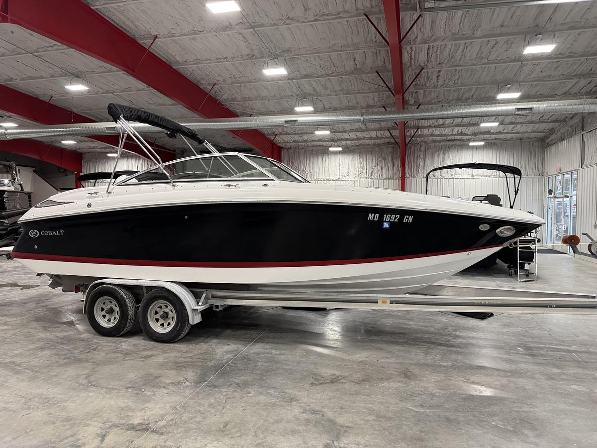 Used 2008 Cobalt 232 BR