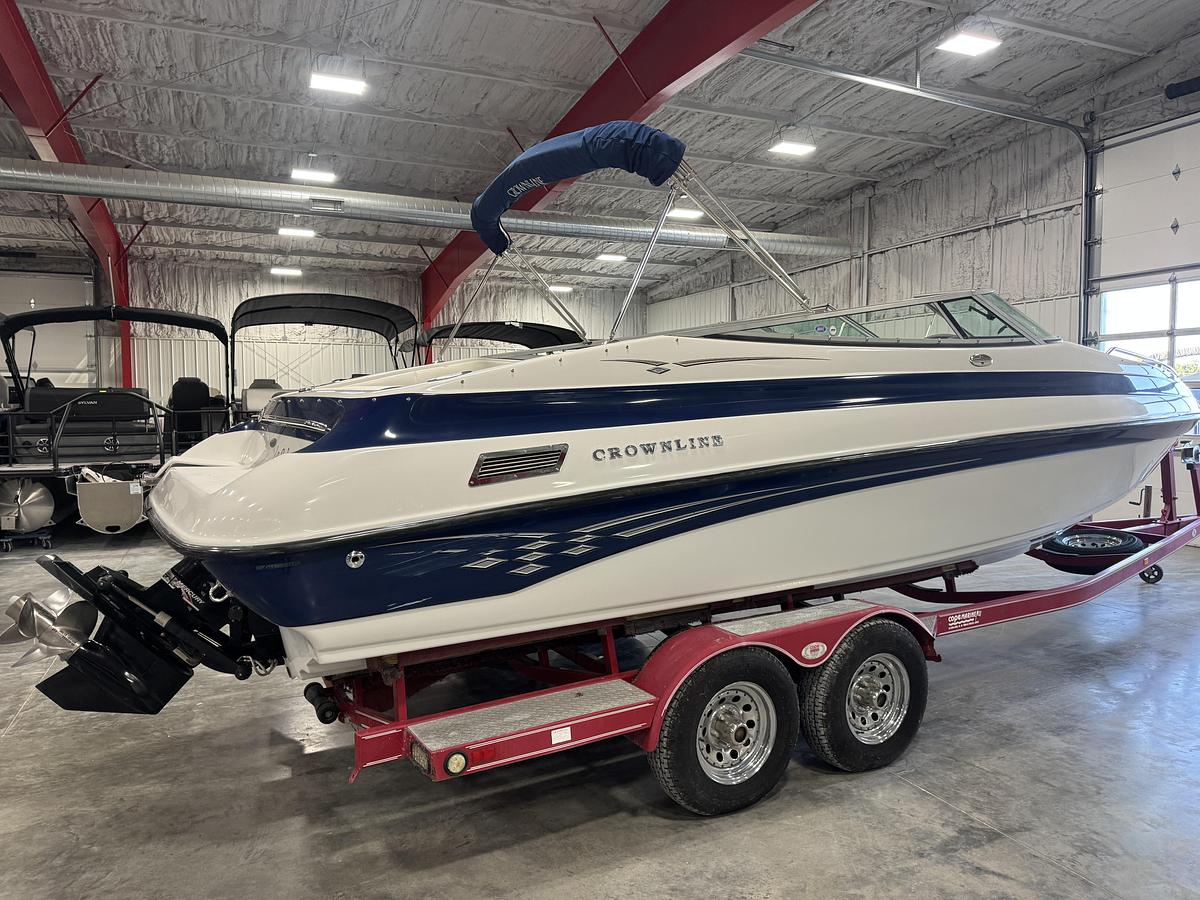 Used 2004 Crownline 266 BR
