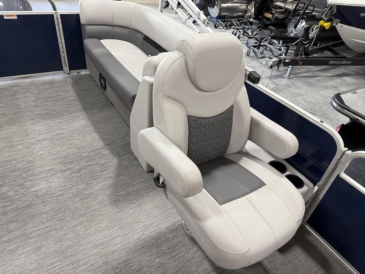 Used 2023 Sweetwater 2286